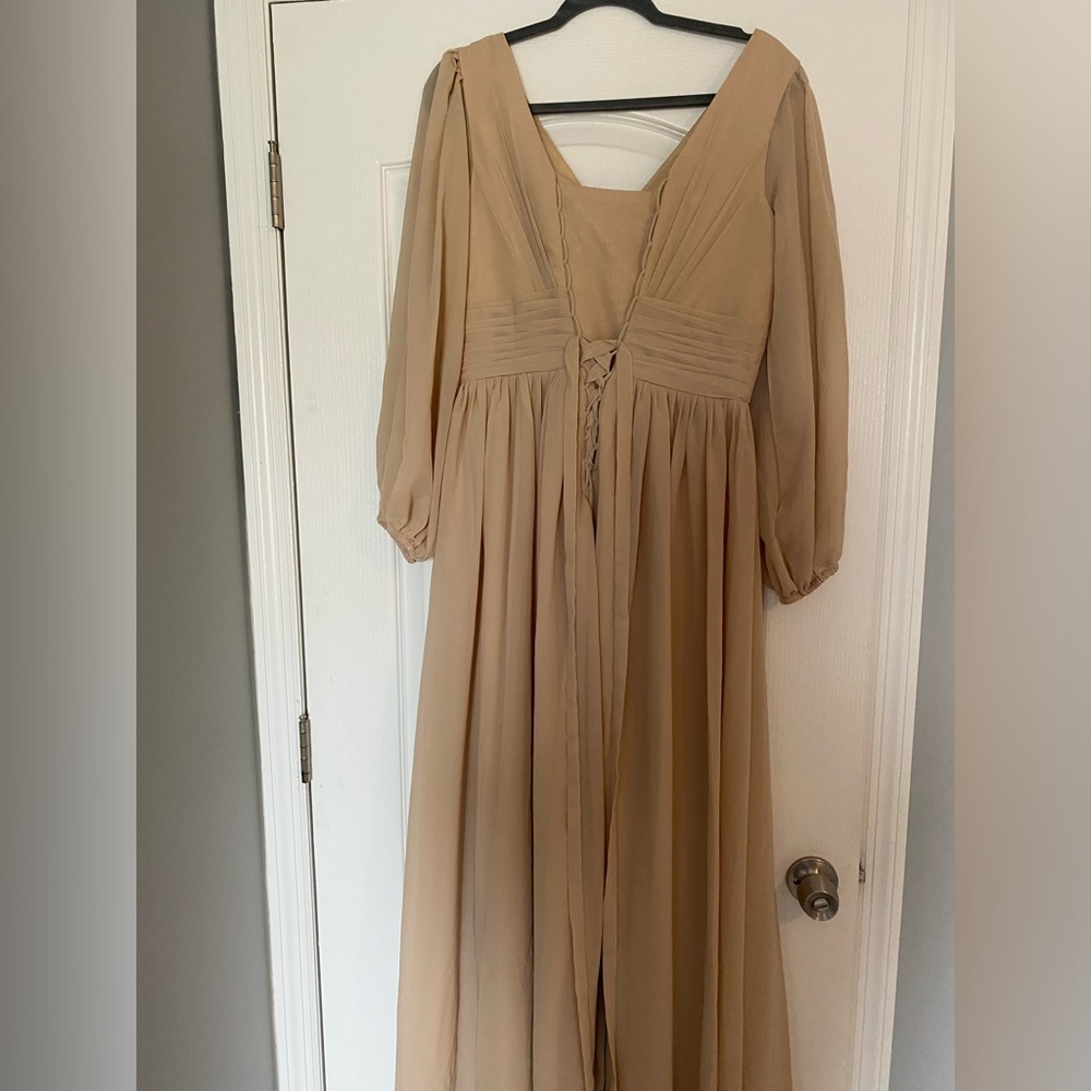 Long sleeve tan maxi formal dress - Picture 4 of 5